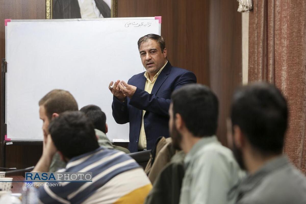 سقوط دومین جنگنده آمریکا در دریای سرخ، ناوگروهها ابزار جنگ نظامی یا ابزار جنگ شناختی؟!