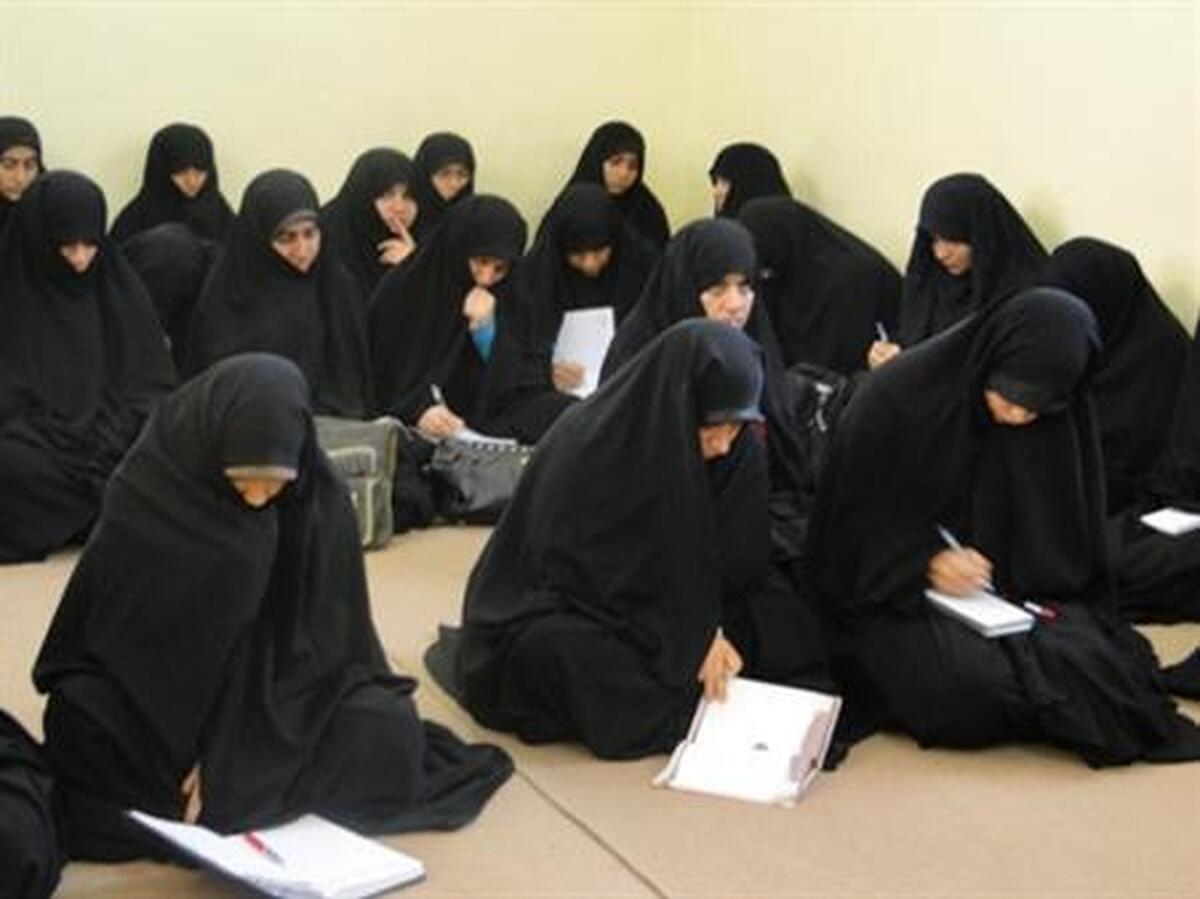 استقبال چشمگیر دختران تهرانی برای ورود به حوزه علمیه خواهران