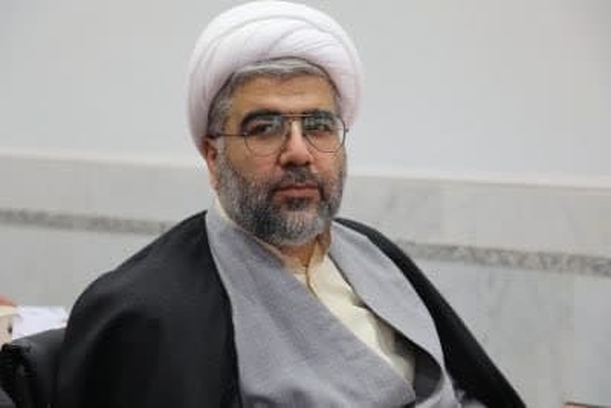 هر جریان معنوی مخالف با تعالیم اهل بیت(ع) مردود است