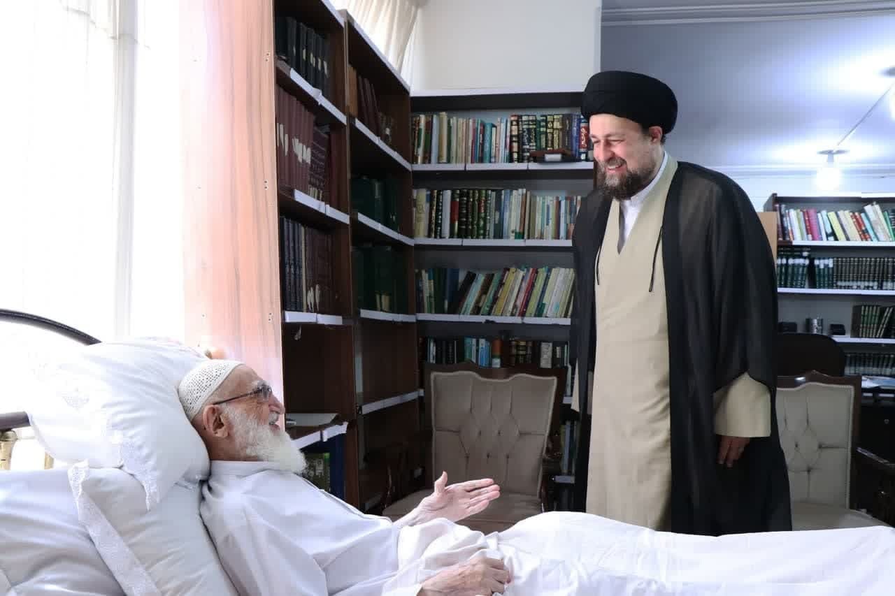 عیادت شخصیت‌های حوزوی از آیت الله نوری همدانی
