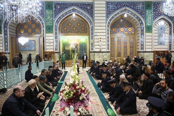 برنامه آستان مقدس حضرت معصومه در دهه کرامت با محوریت شعار «ایران، ایران امام رضا» برنامه آستان مقدس حضرت معصومه در دهه کرامت با محوریت شعار «ایران، ایران امام رضا»