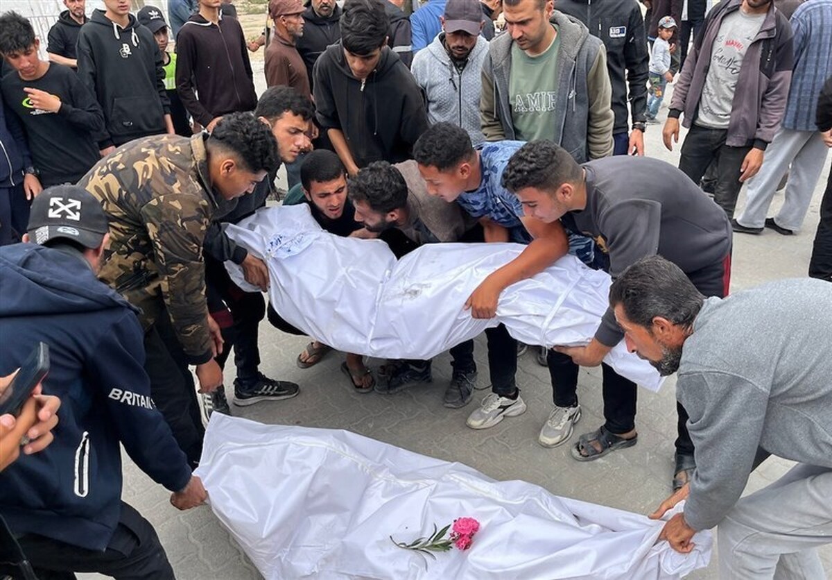 جنگ غزه| کشتار دهها نفر/ اشغالگران انبار داروها را آتش زدند