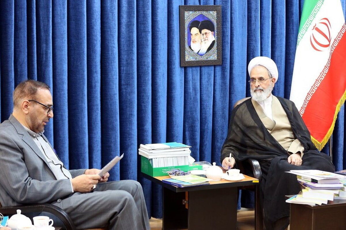 علامه بهابادی‌ها حلقه وصل حوزه‌های علمیه بزرگ در تاریخ هستند/ لزوم تدوین تاریخ منسجم و جامع حوزه‌های علمیه