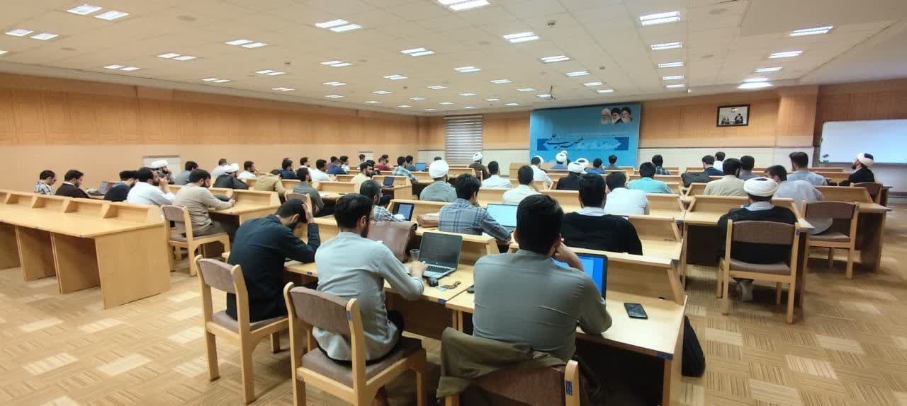 اهمیت کادرسازی و تکثیر نیروهای متخصص و متعهد در نگاه مؤسس حوزه علمیه قم