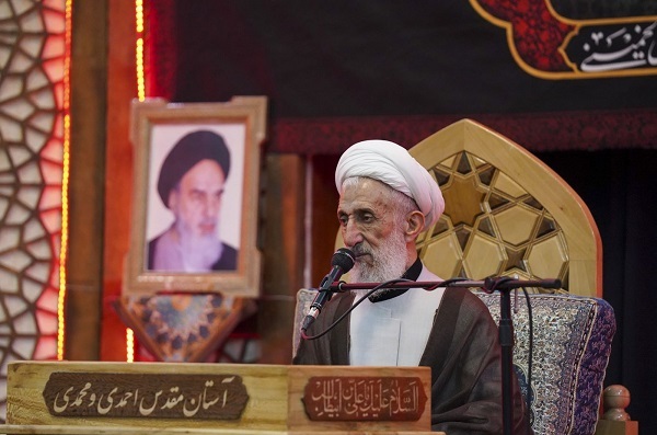 مراسم ارتحال امام در حرم شاهچراغ شیراز برگزار شد