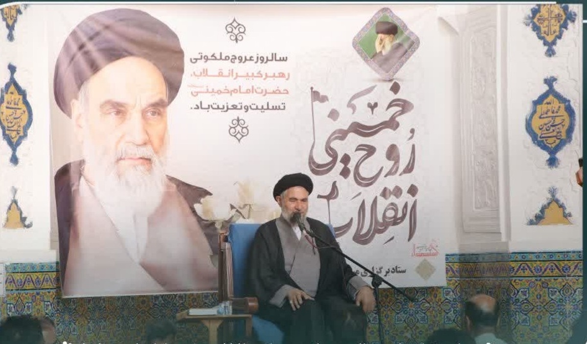 ادامه خط امام راه شکست دشمن است