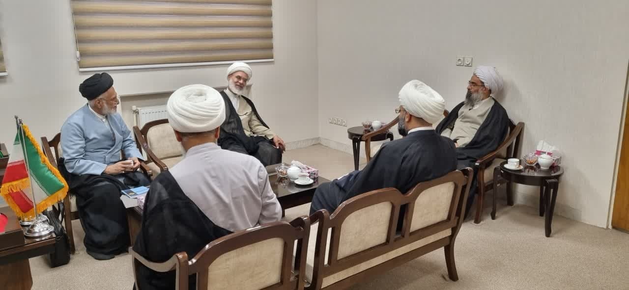 بازدید رئیس مرکز بسیج اساتید، مدیران و نخبگان حوزه از مجتمع عالی تربیت مجتهد مدیر محمدیه