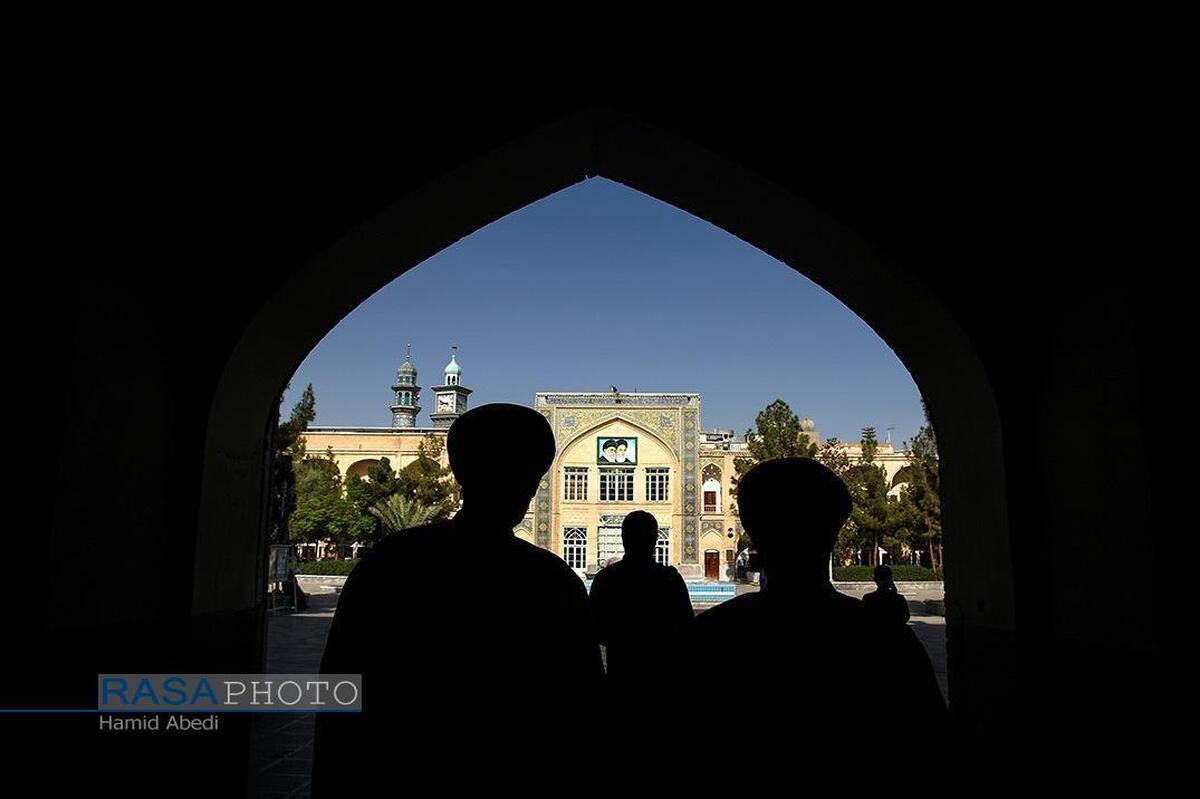 سیره امام هادی در حفظ فرهنگ تشیع و رسالت امروز حوزه های علمیه