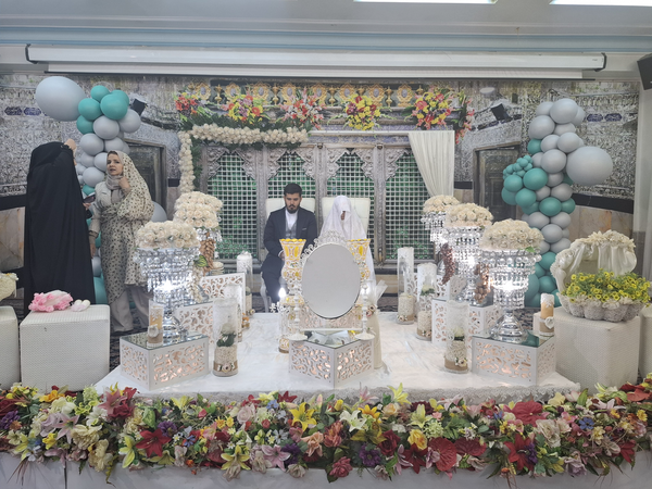 اینجا صدای بله عروسها بلندتر از صدای جنگ است