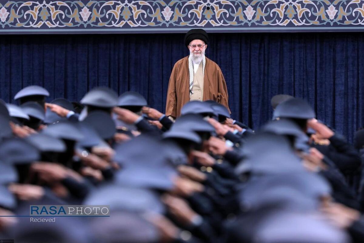 امام خامنهای موثرترین رهبر جبهه مقابله با استکبار جهانی است/ نخبگان جهان اسلامی واکنش نشان دهند