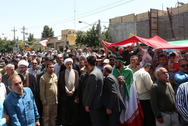 میعادگاه های جمعه فارس میزبان حماسه پرشور مردم با فریاد«مرگ بر اسرائیل»