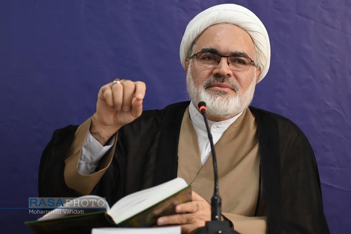 برای حوزه سرآمد باید از دانش های دانشگاهی نیز بهره برد