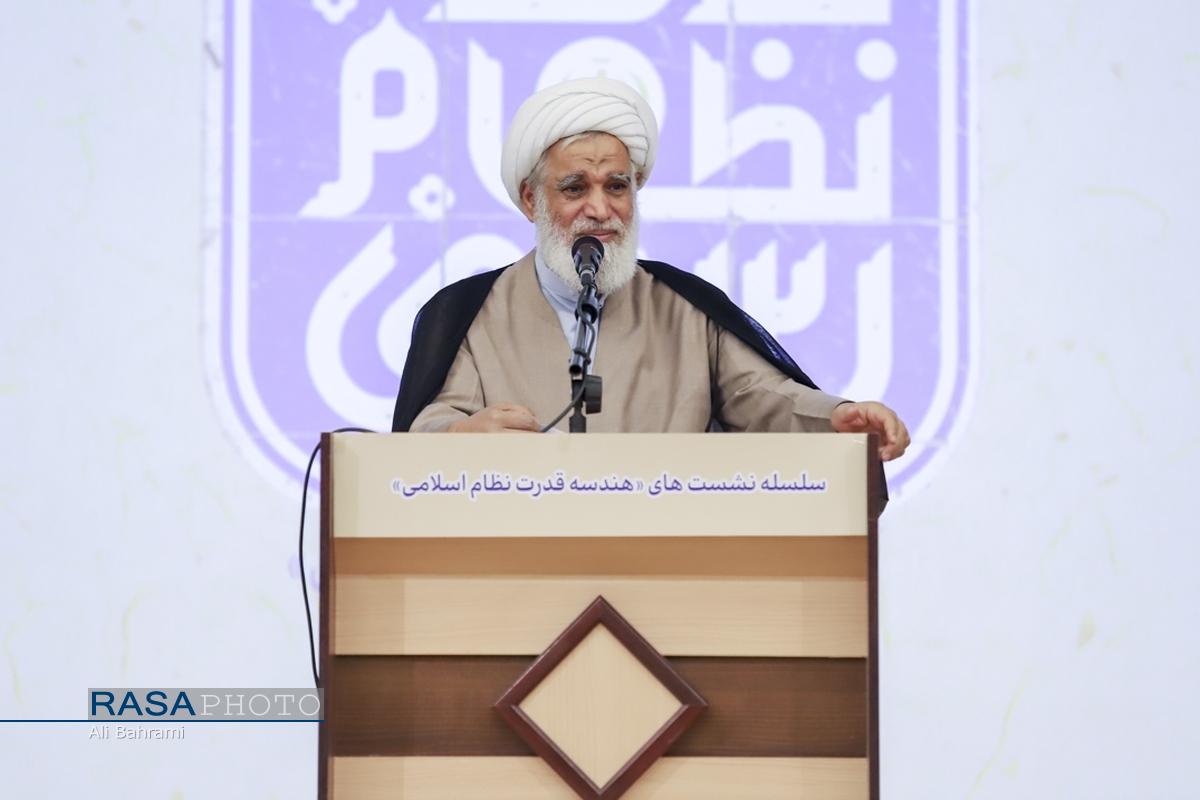 امروز شاهد بازسازی امت اسلامی در پرتو ولایت فقیه و در مسیر تحقق تمدنی انقلاب اسلامی هستیم