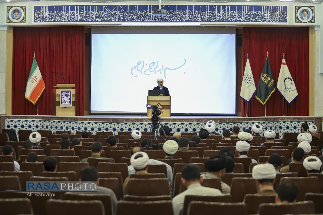 تحلیل منطق عملکردی رهبر انقلاب اسلامی در هندسه قدرت نظام اسلامی