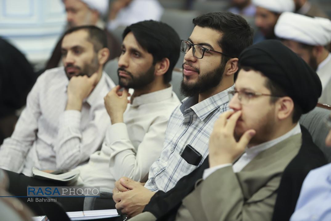 تحلیل منطق عملکردی رهبر انقلاب اسلامی در هندسه قدرت نظام اسلامی