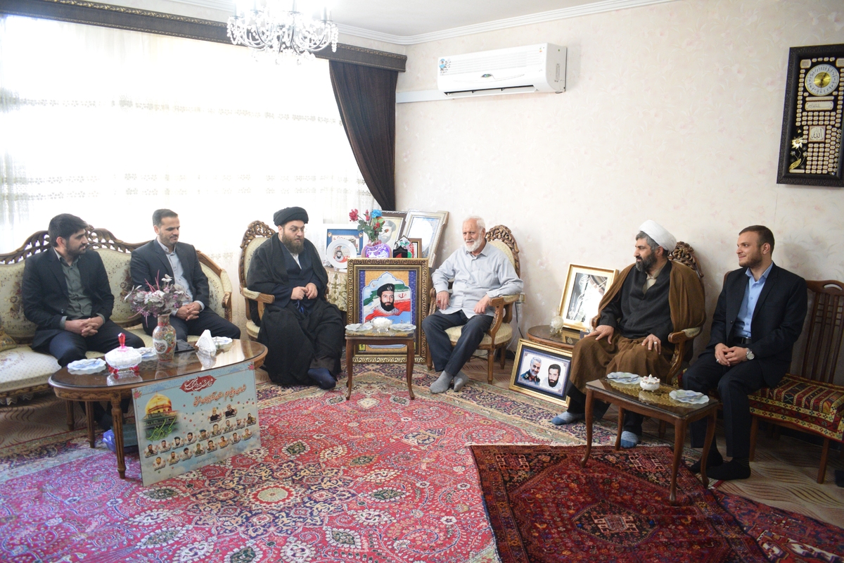 دیدار مدیرعامل خبرگزاری رسا با خانواده شهید روحانی حجتالاسلام سید عبدالصمد امامپناه