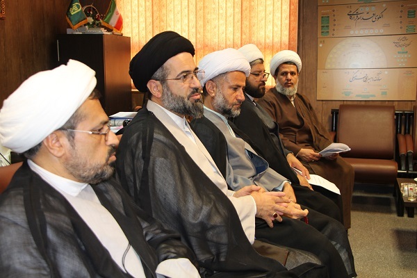 تاکید بر استفاده از ظرفیت مراسمات ماه محرم برای مقابله با جنگ ترکیبی دشمن