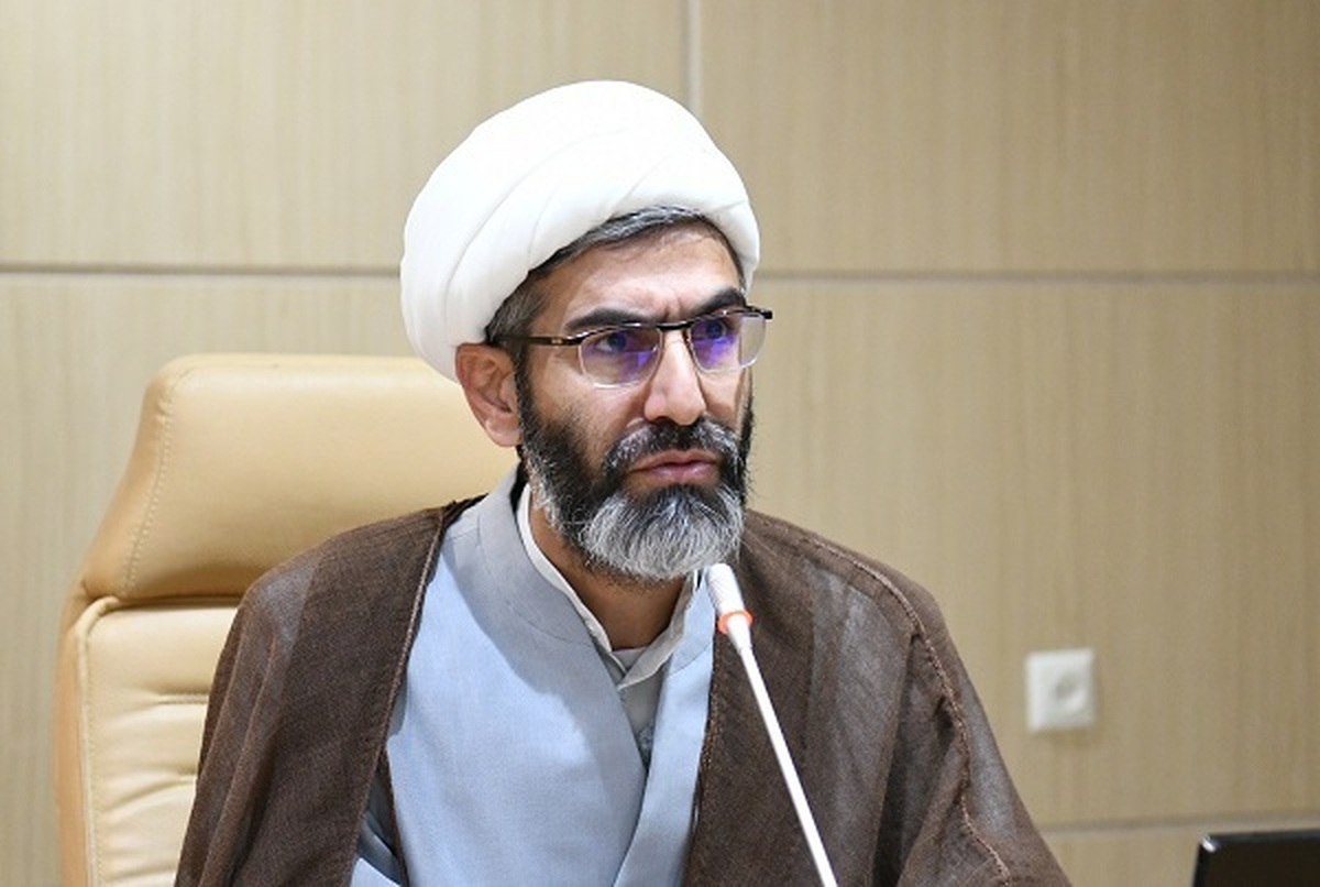 عزاداری‌های محرم در راستای تقویت روحیه مبارزه با دشمن باشد
