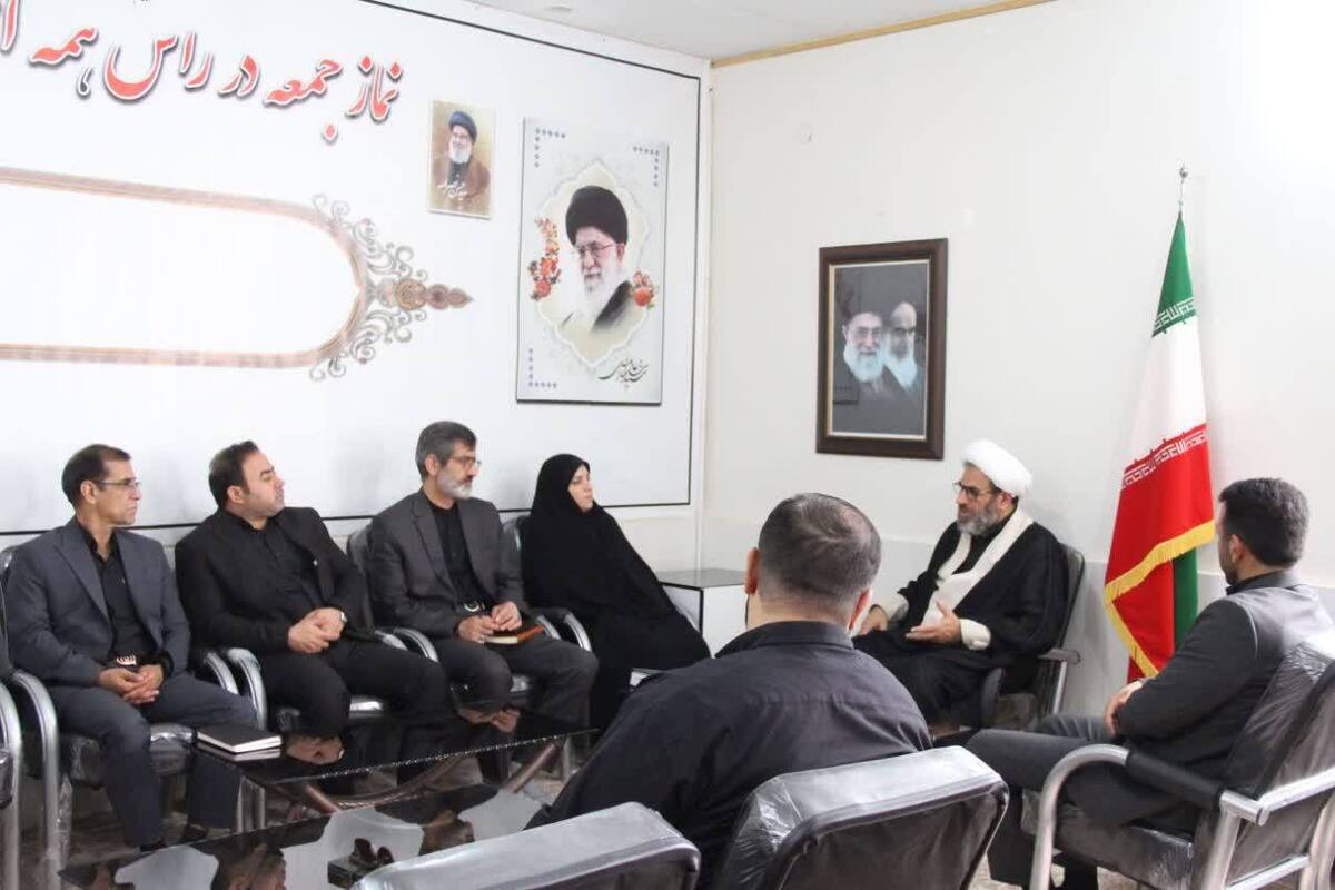 رمز پیروزی در برابر تهدیدات دشمن اتحاد ملی است 

 
