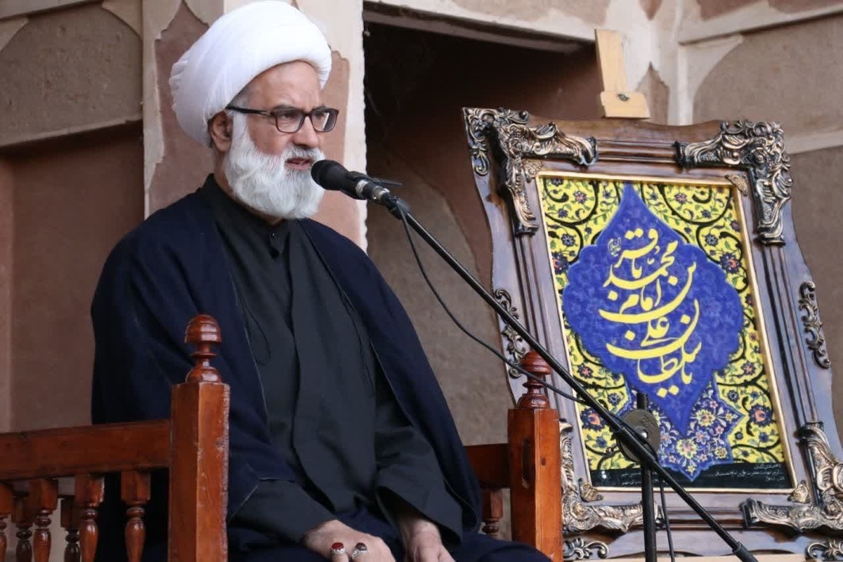 نصرت و پیروزی در سایه انسجام، اتحاد و تبعیت از رهبری است