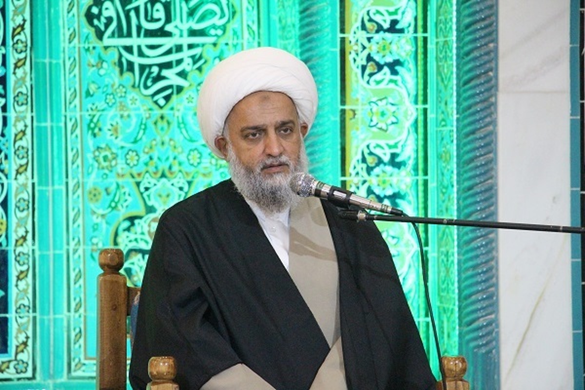آیت الله موحد علمای فراوانی را پرورش داد