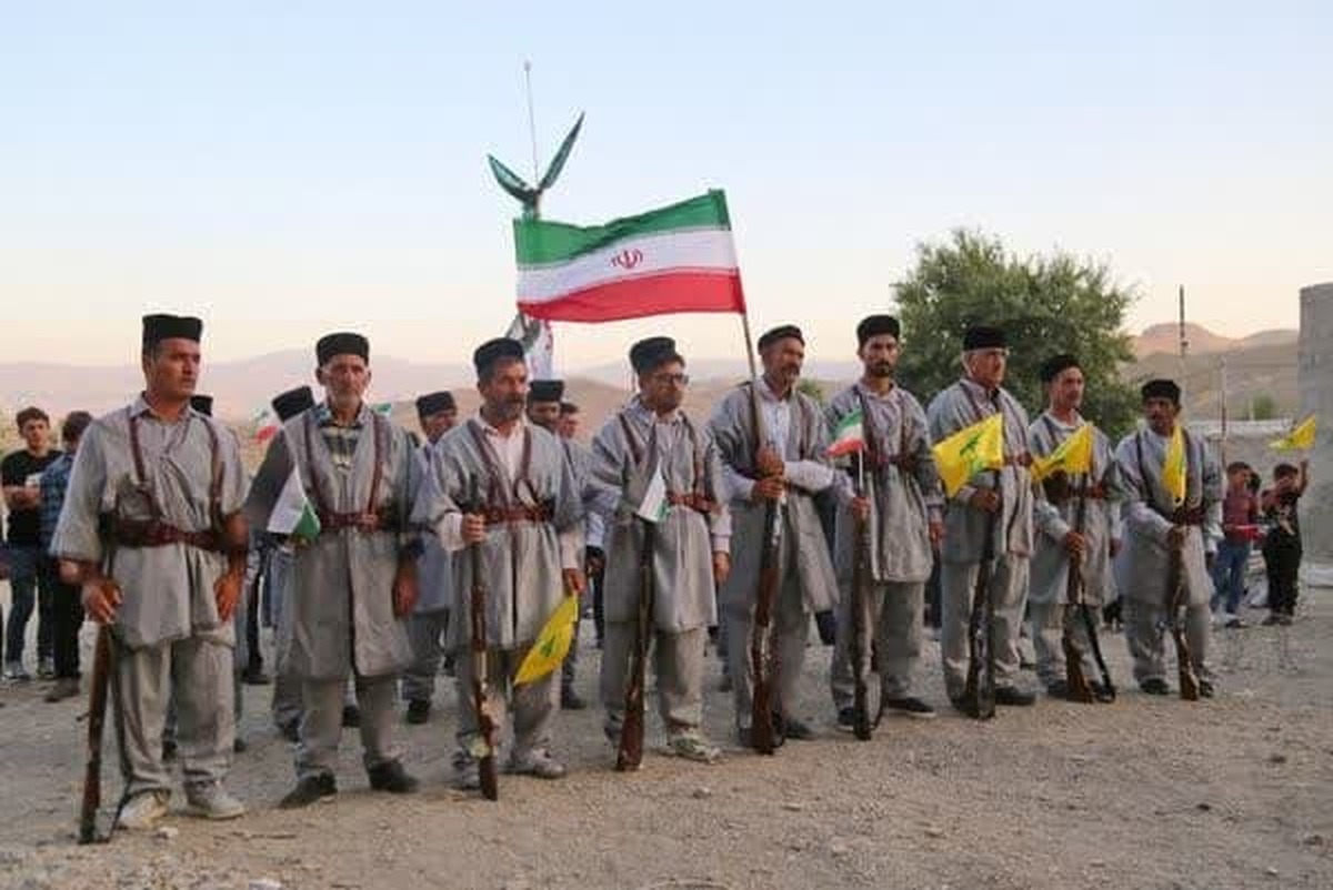 نمایش اقتدار یگان رزم عشایر در اهر؛ آمادگی کامل در دفاع از امنیت ملی