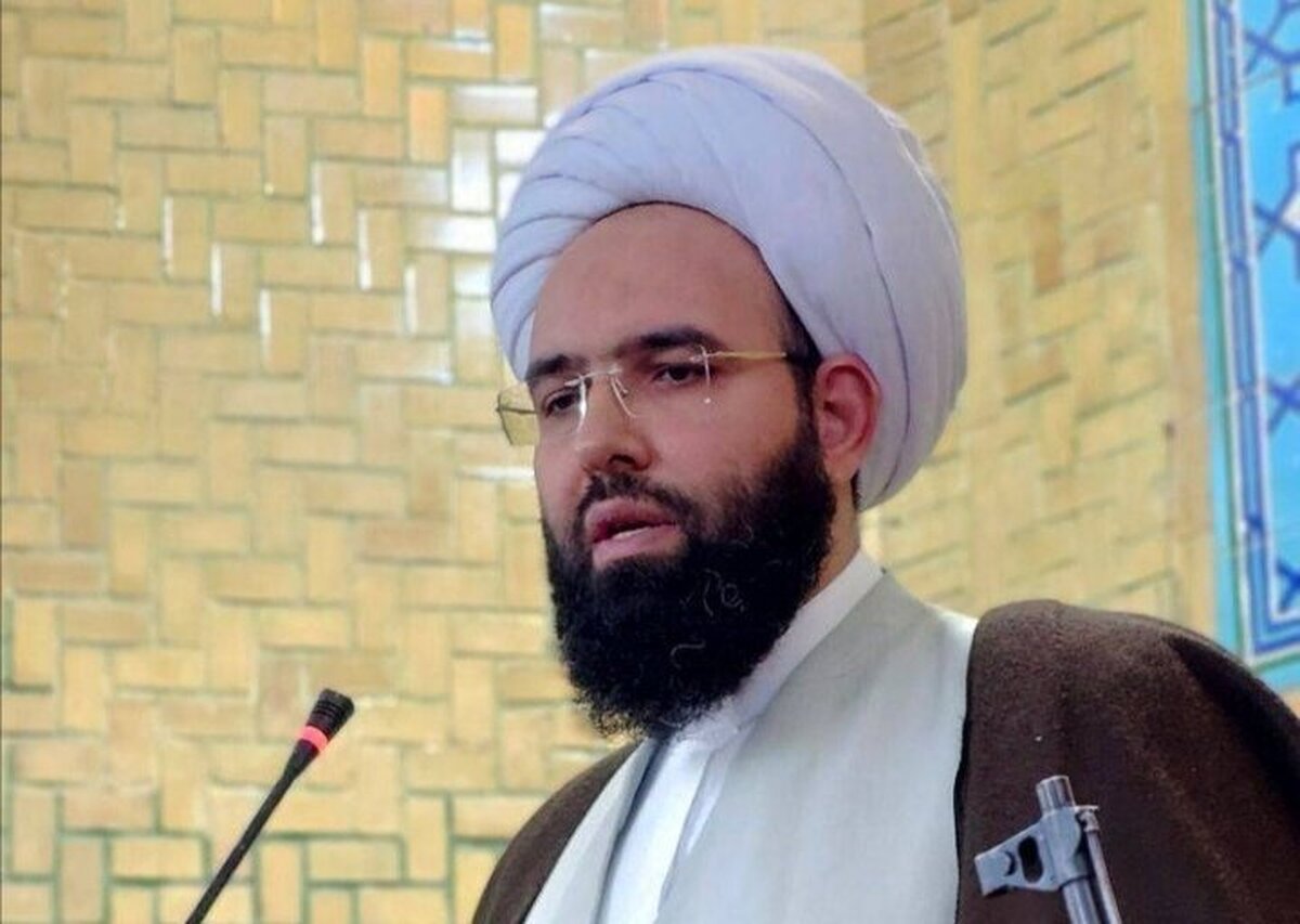 دشمن برای تخریب وحدت و انسجام ملی ما دست به هرکاری می‌زند