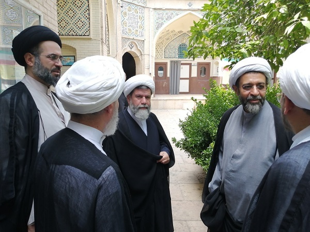 دیدار صمیمی مدیر حوزه علمیه خواهران کشور و حجت الاسلام والمسلمین محمودی