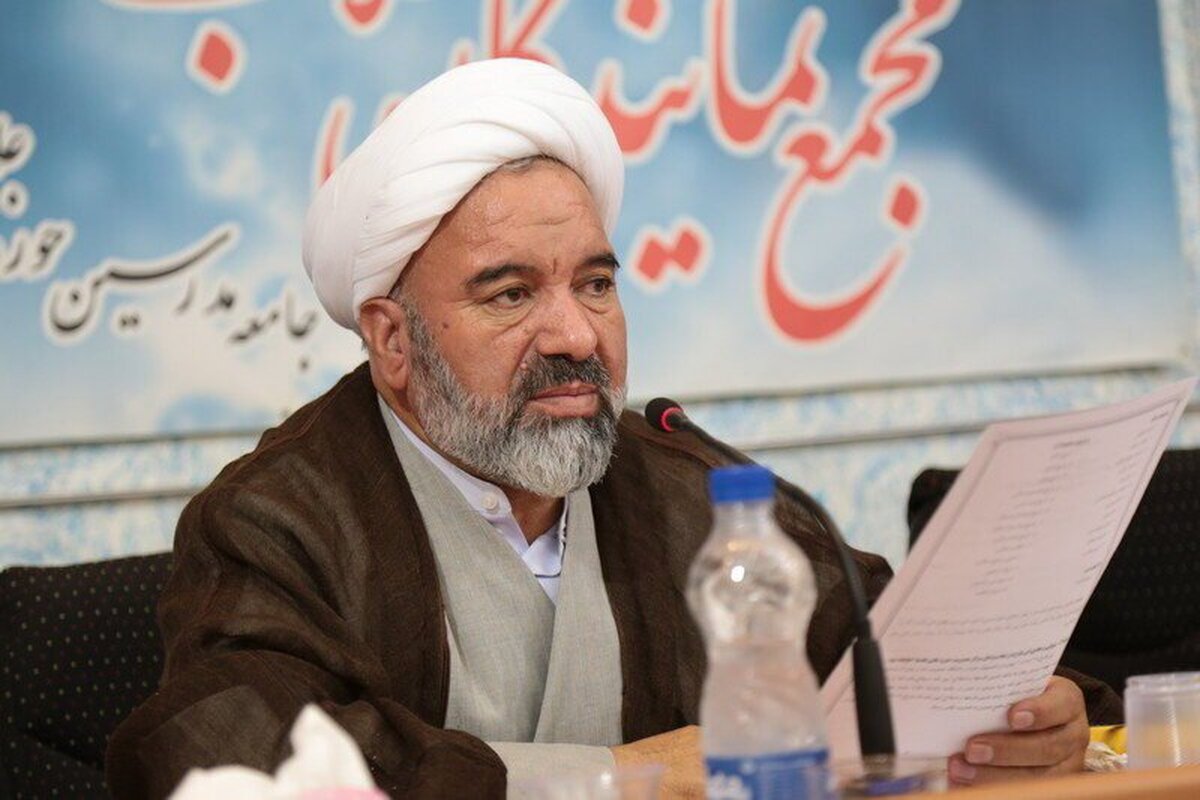 خون شهدا نظام را در برابر فتنهها بیمه کرد