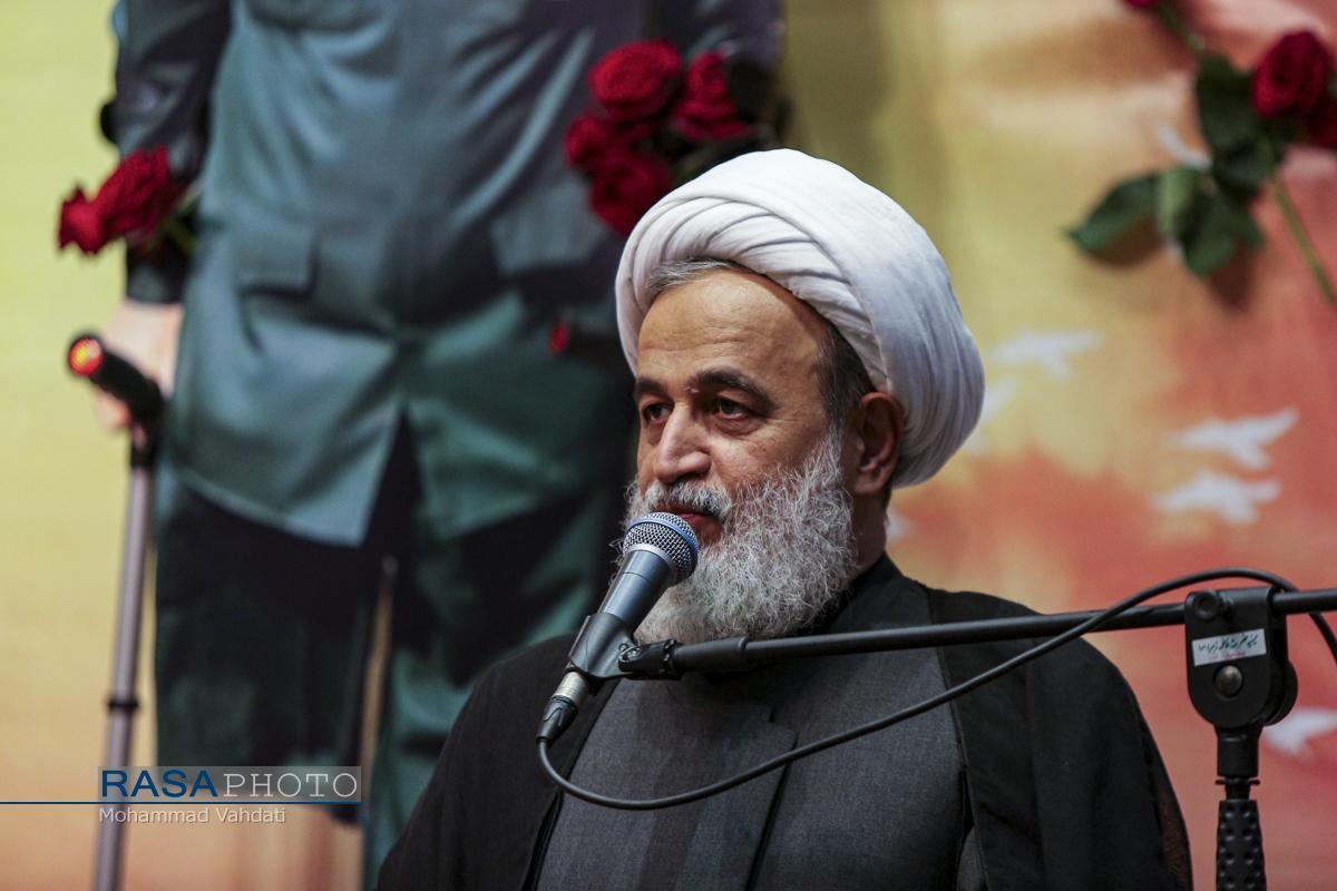 سردار محققی مجاهدی از جنس روحانیت بود