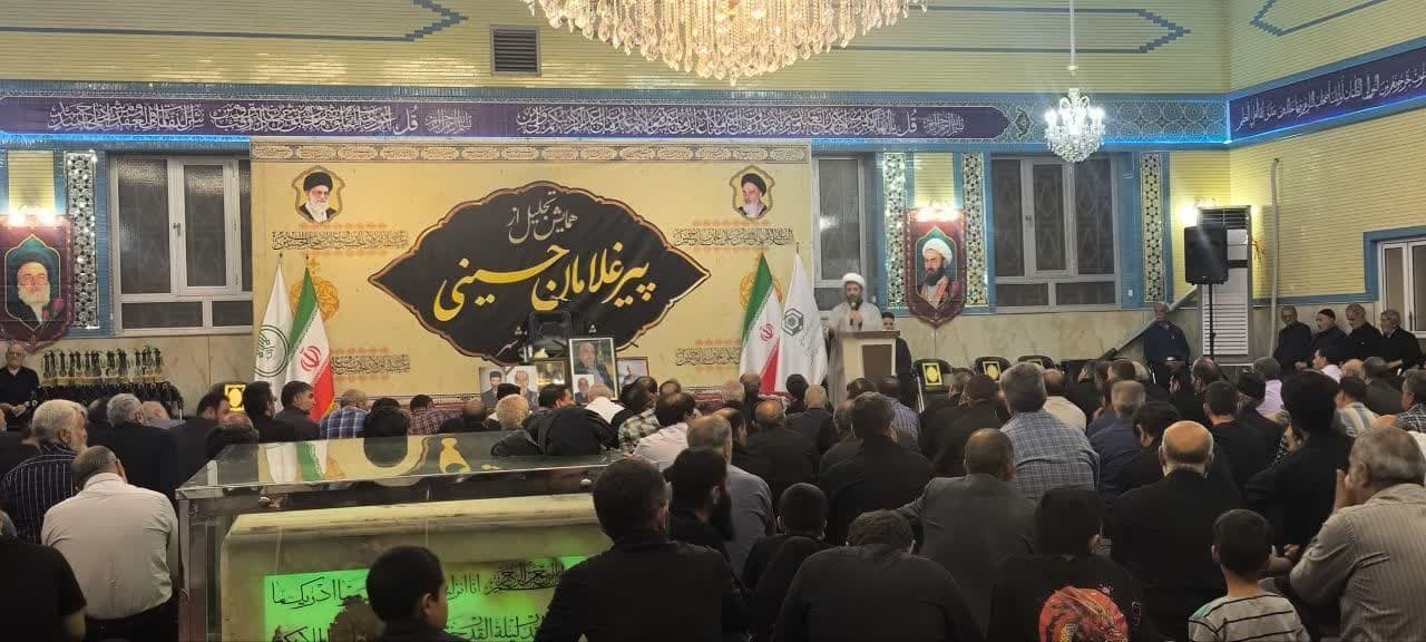 همایش تجلیل از پیرغلامان و خادمان حسینی در آذرشهر برگزار شد+ تصاویر