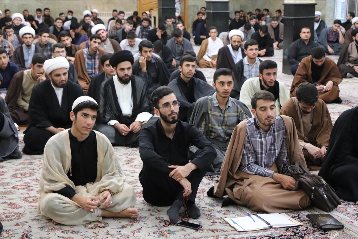 استقبال طلاب از دوره تابستانی دانشافزایی ادبیات در حوزه علمیه استان
