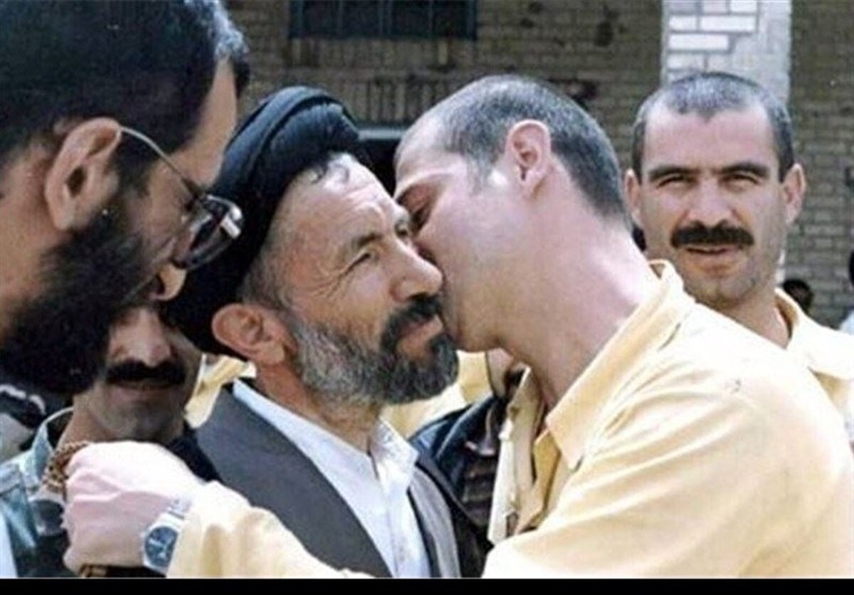 مرحوم ابوترابی‌فرد؛ چریکی خستگی‌ناپذیر یا سنگ صبور دوست و دشمن؟