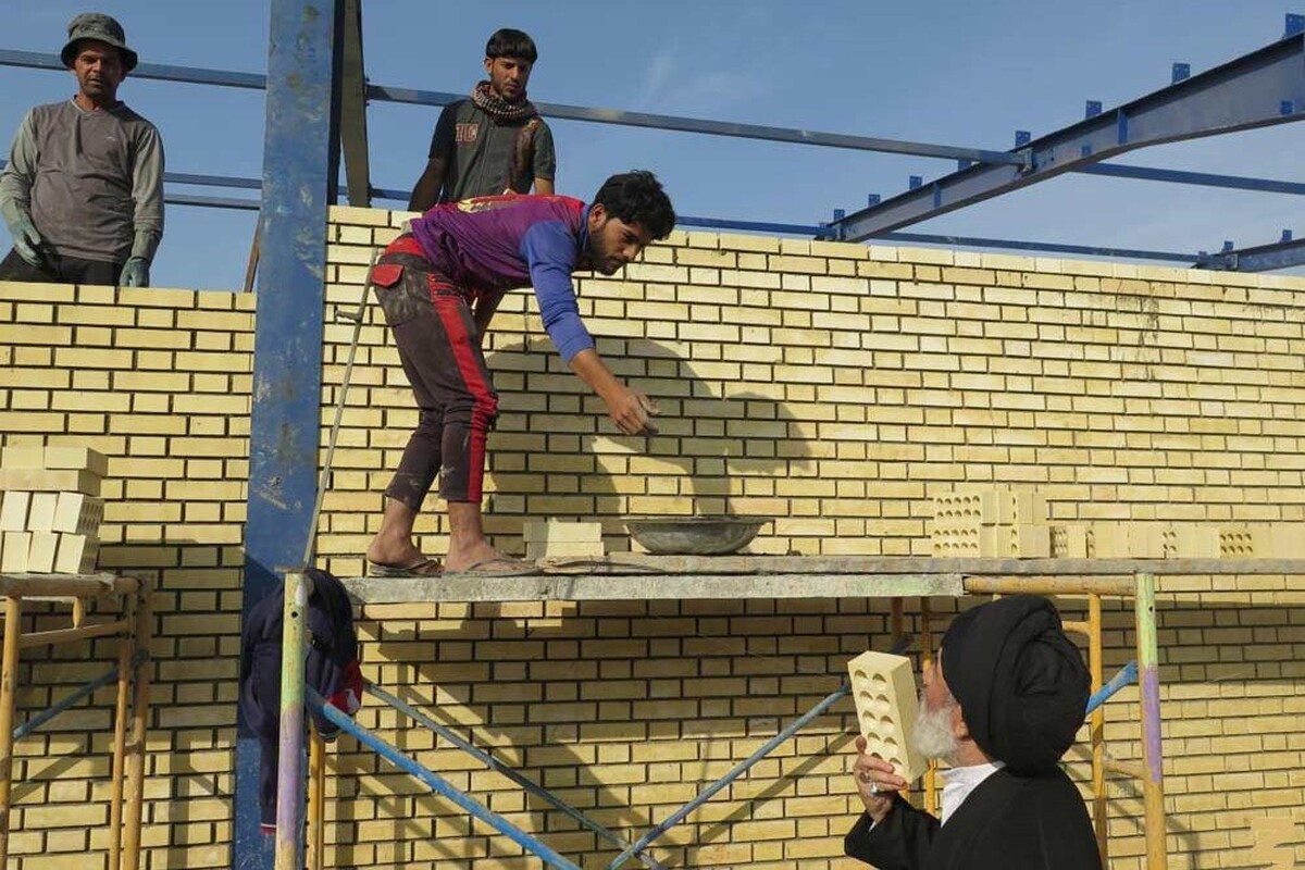 کمک نماینده ولی فقیه در خوزستان برای موکبهای شلمچه