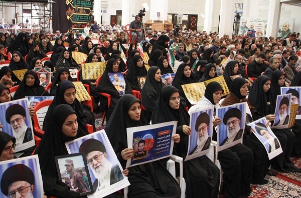مراسم بزرگداشت 26 شهید اقتدار فارس در حرم شاهچراغ برگزار شد