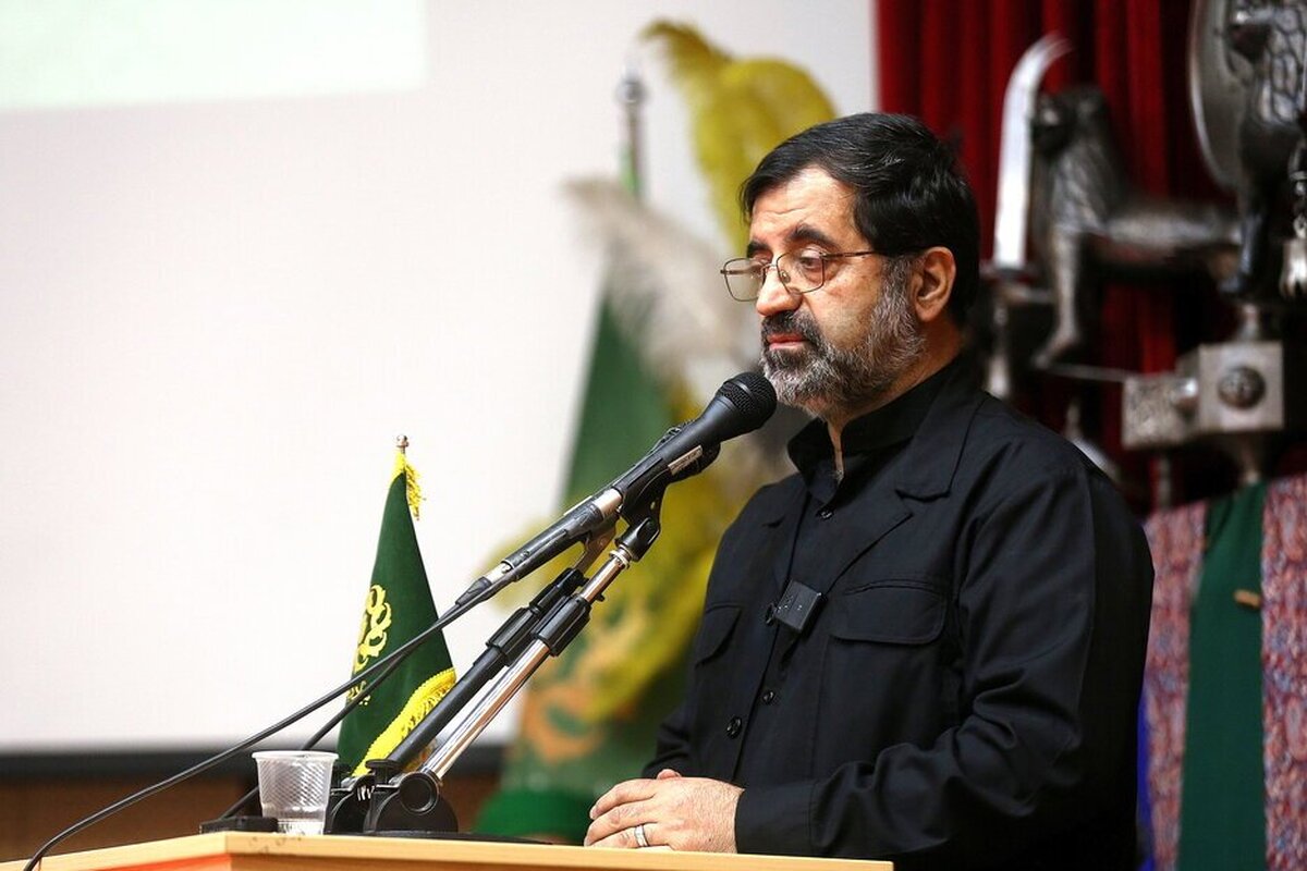 خادمان اهلبیت ستونهای پیروزی انقلاب و حافظان دینداری در جامعهاند