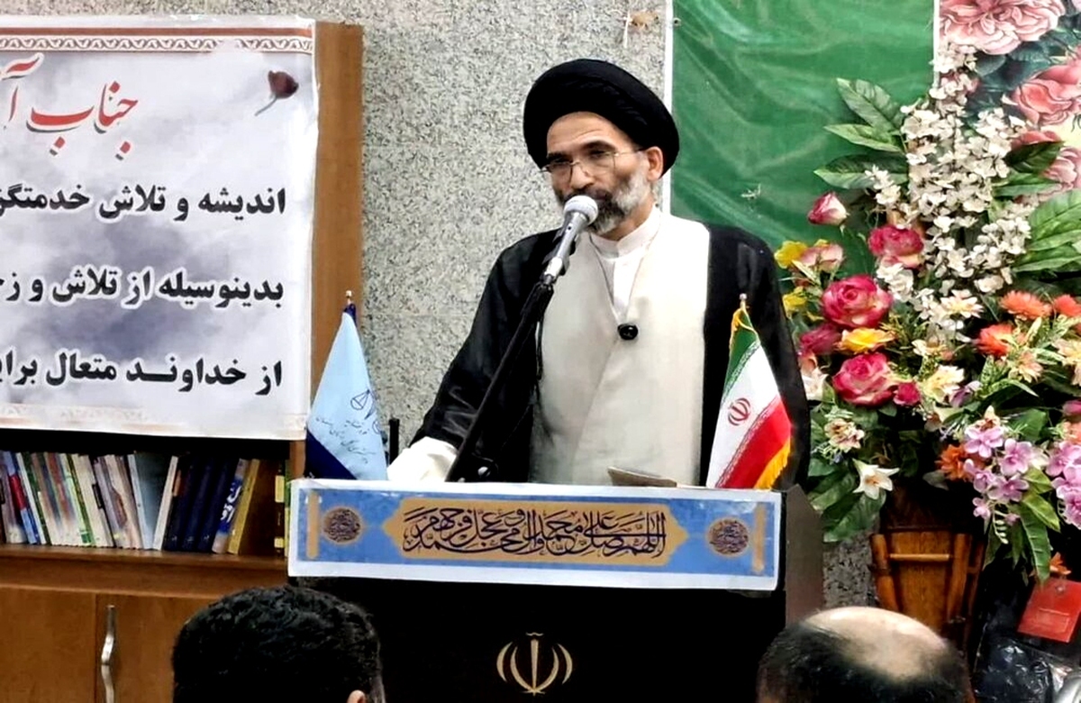 پست و مقام در نظام اسلامی ایران هدیه الهی است