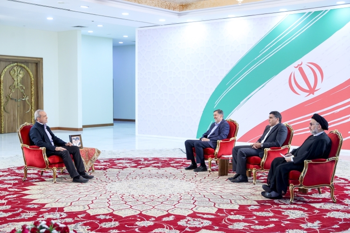 بیعفتی خط قرمز مشترک نویسندگان و مخالفان قانون حجاب و عفاف