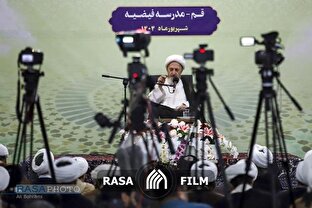 تأکید بر هویت اصیل طلبگی و بصیرت انقلابی