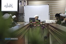 نشست جمعی از خطبا و امامان جماعت استان چهارمحال و بختیاری با مدیرعامل خبرگزاری رسا