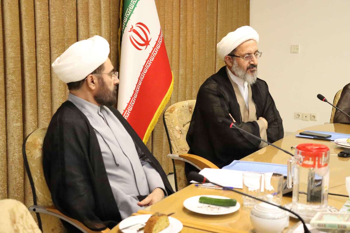 برای پاسخگو بودن، چند مجموعه دانش بنیان فرهنگی تأسیس کرده ایم