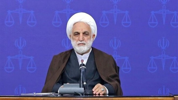 پیام تبریک سران قوا به مناسبت قهرمانی تیم ملی کشتی آزاد در رقابت جهانی