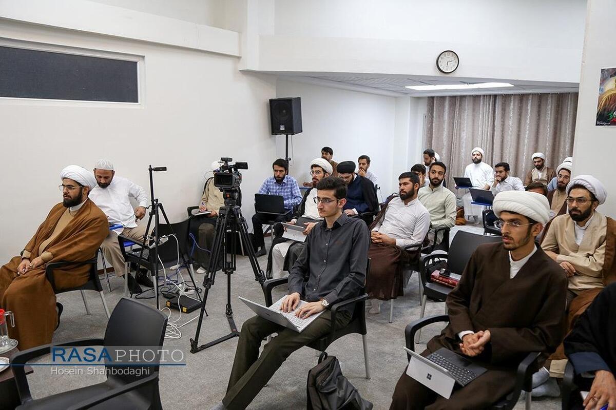 ثبت‌نام دوره‌ آموزشی خطابه‌ مؤسسه امیر بیان آغاز شد