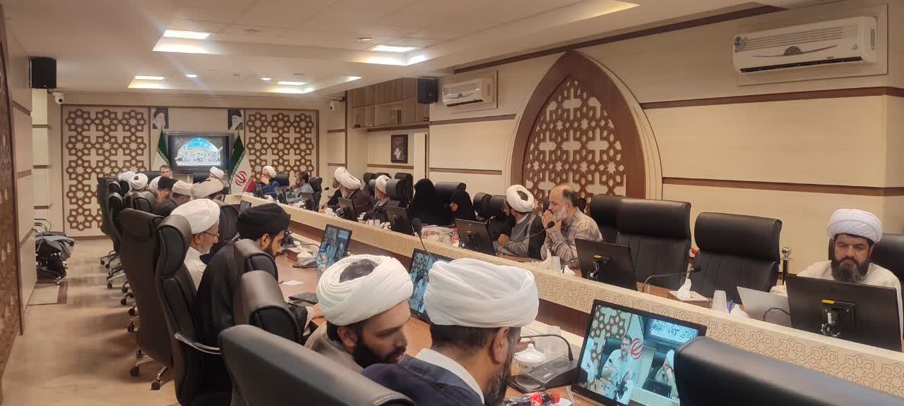 تأکید بر نقش سینما در جنگ فرهنگی در جلسه کمیتههای قرارگاه جنگ ترکیبی «بلاغ مبین» تأکید بر نقش سینما در جنگ فرهنگی در جلسه کمیتههای قرارگاه جنگ ترکیبی «بلاغ مبین»