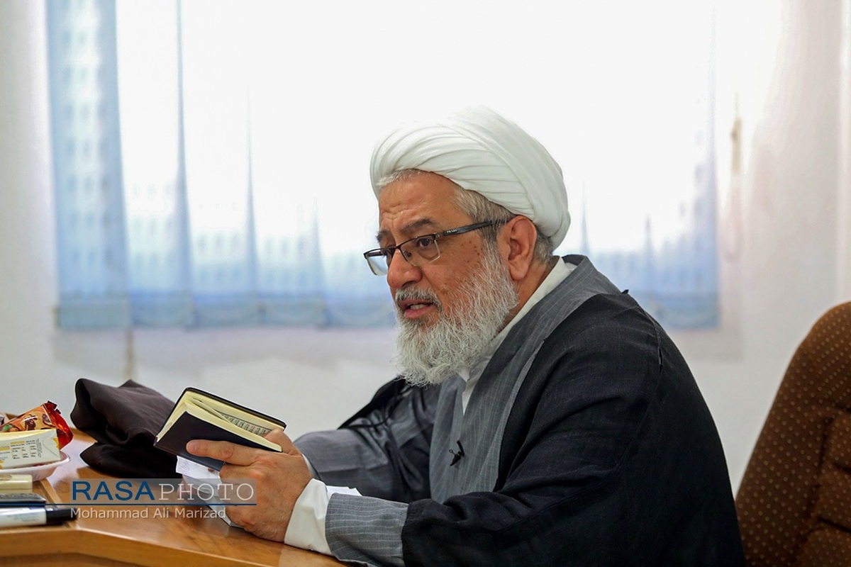 انسان با وقف از رضایت وجدان به مقام رضایت الهی می‌رسد