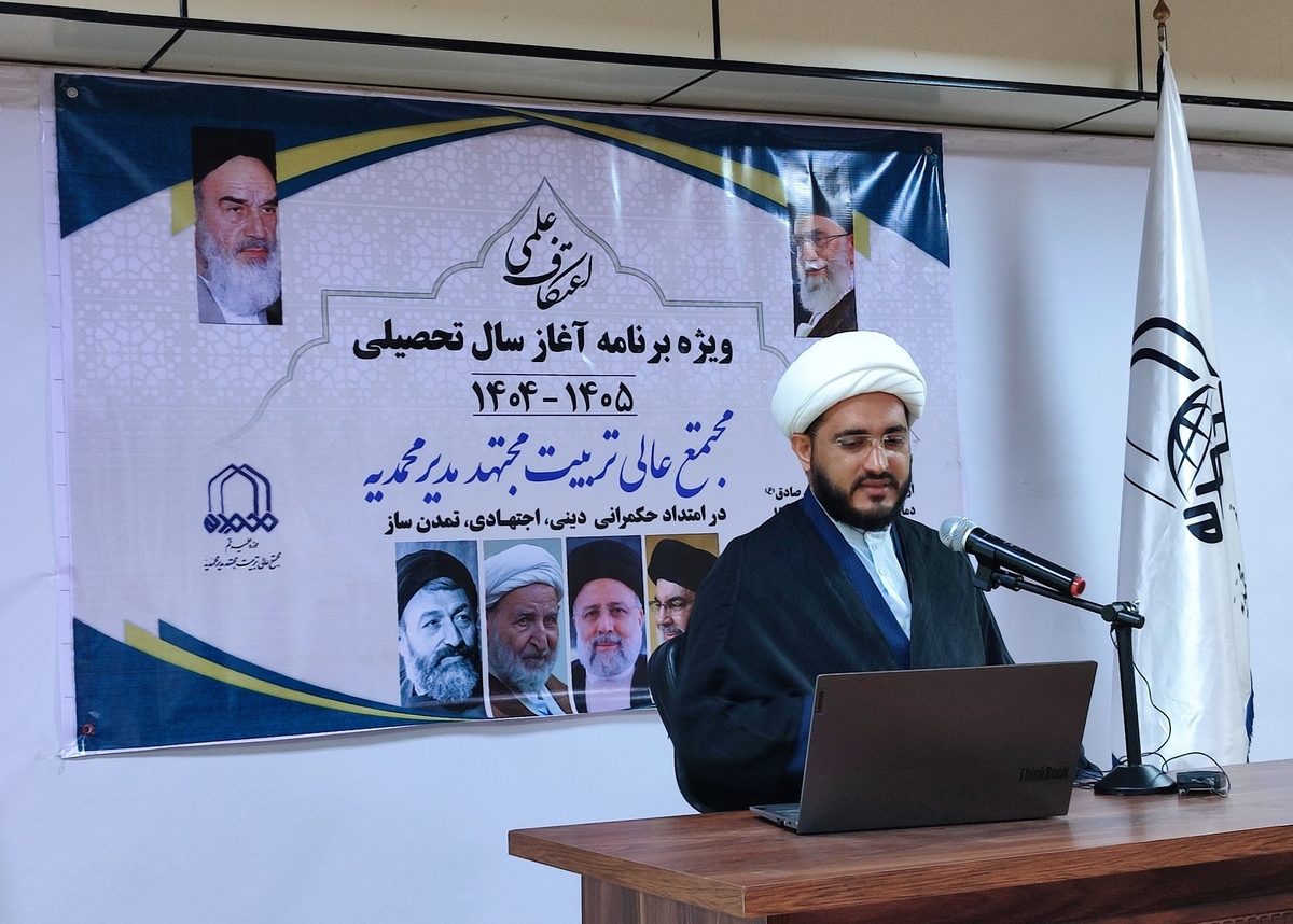 فضای مجازی بستر اصلی جنگ روایت انقلاب اسلامی با دشمنان است
