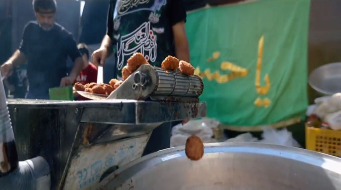 برگزاری آیین باشکوه قالیشویان مشهد اردهال با ۱۶ موکب پذیرایی