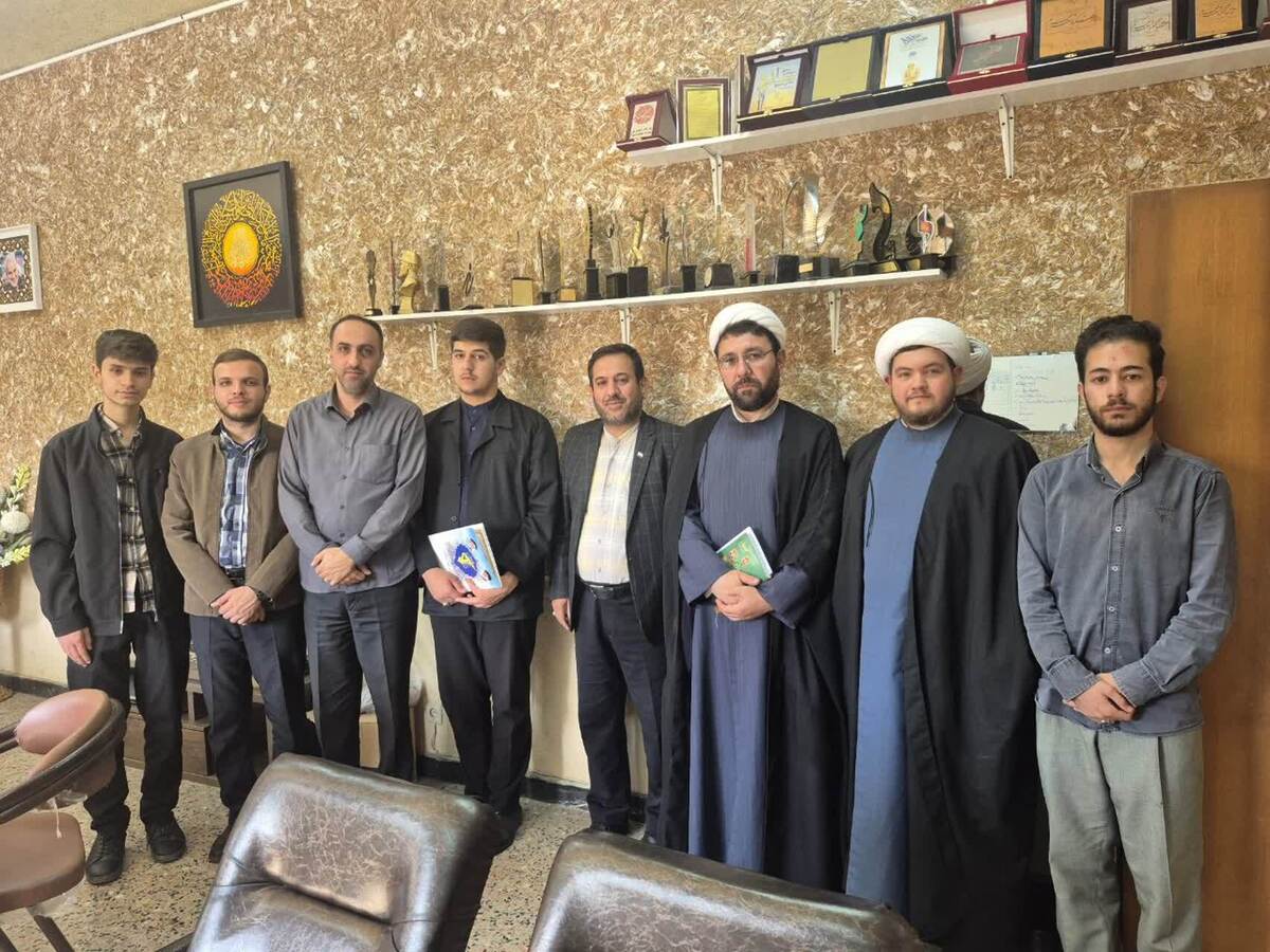 پیوند هنرمندان و حوزههای علمیه، ضامن تحقق اهداف فرهنگی