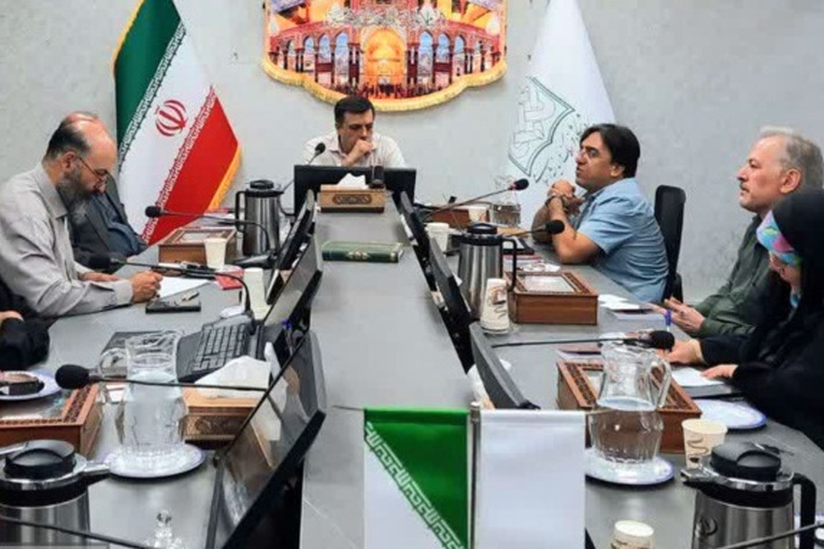 نشست علمی شعر دفاع مقدس دوم برگزار شد