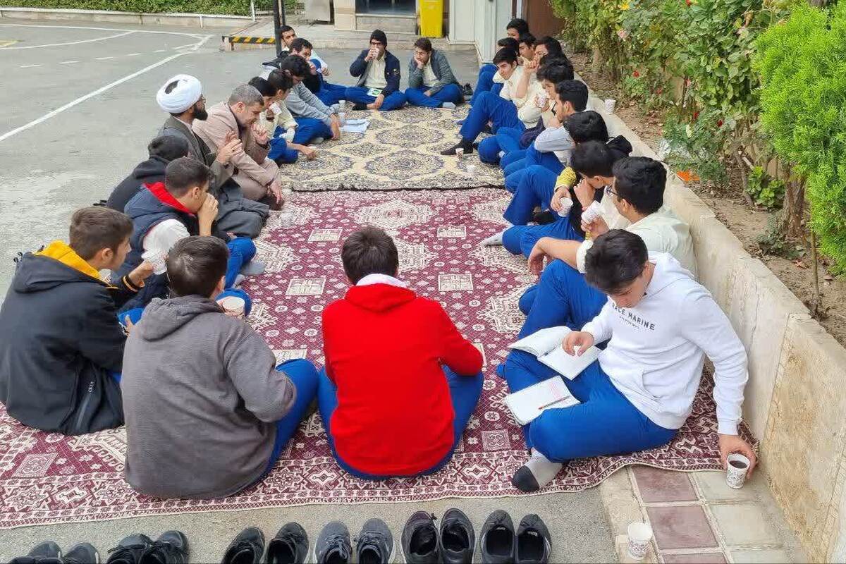 کافه‌ای که پلیس افتتاح کرد!